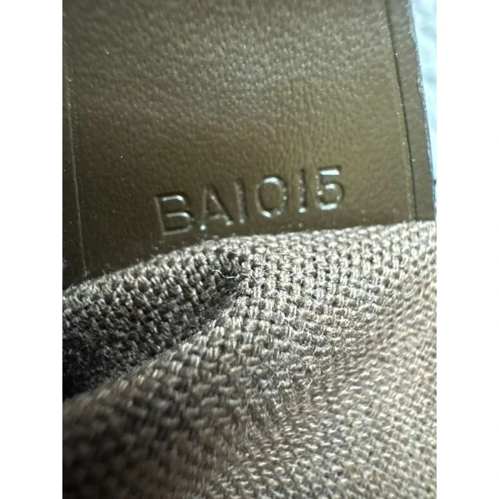 Louis Vuitton Taiga Viktor Leather Shoulder Messenger Bag Brown‎ 13.5
